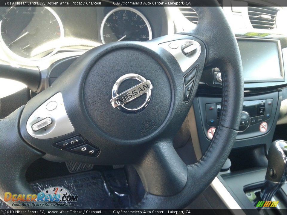 2019 Nissan Sentra SV Aspen White Tricoat / Charcoal Photo #6