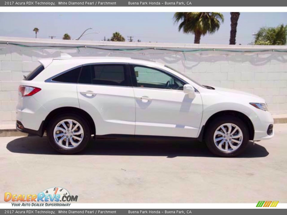 2017 Acura RDX Technology White Diamond Pearl / Parchment Photo #14