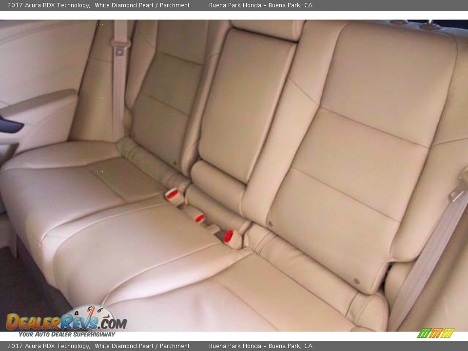 2017 Acura RDX Technology White Diamond Pearl / Parchment Photo #20