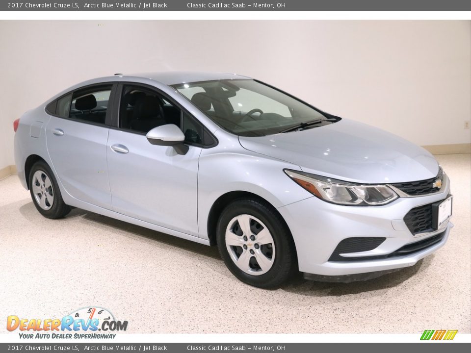 Front 3/4 View of 2017 Chevrolet Cruze LS Photo #1