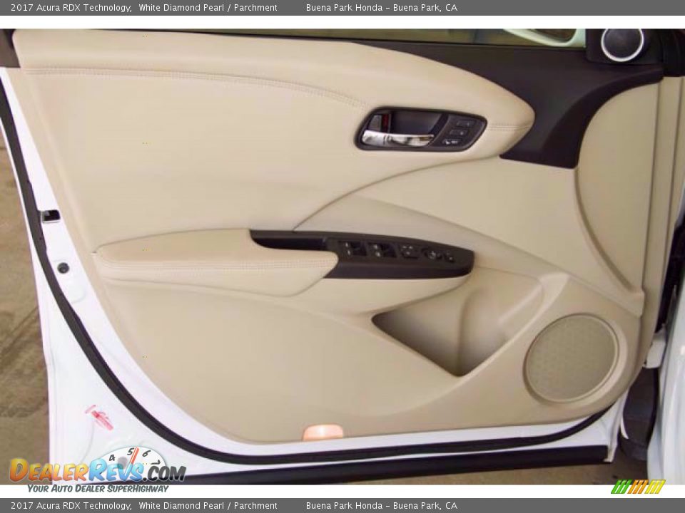 2017 Acura RDX Technology White Diamond Pearl / Parchment Photo #31