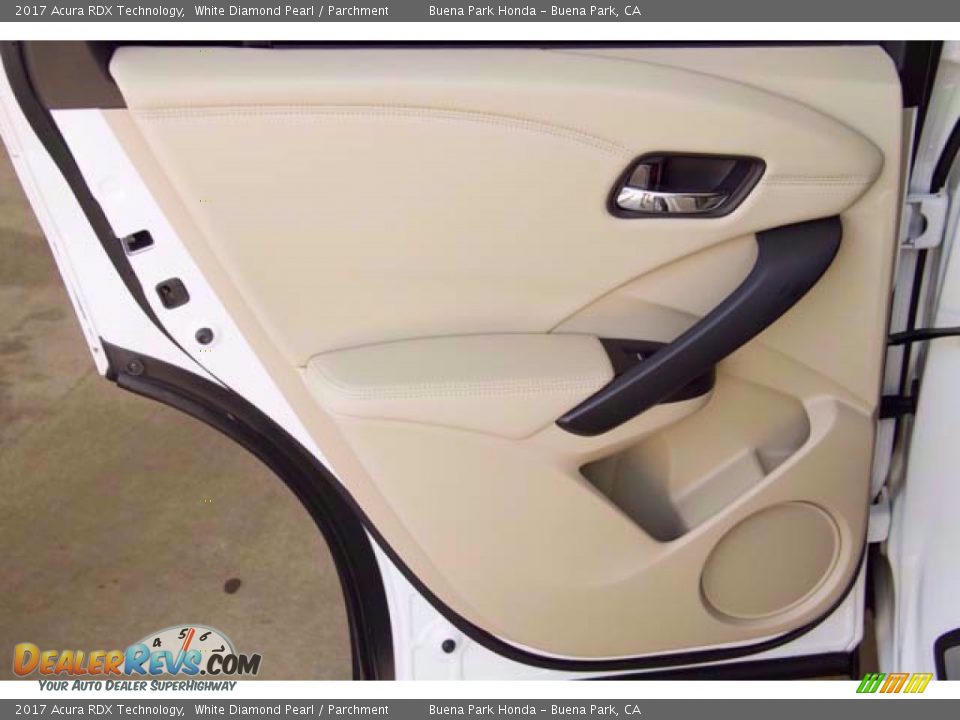 2017 Acura RDX Technology White Diamond Pearl / Parchment Photo #33
