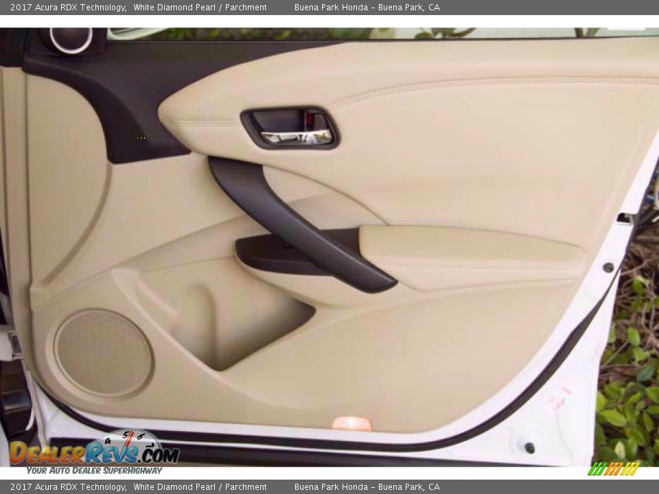 2017 Acura RDX Technology White Diamond Pearl / Parchment Photo #35