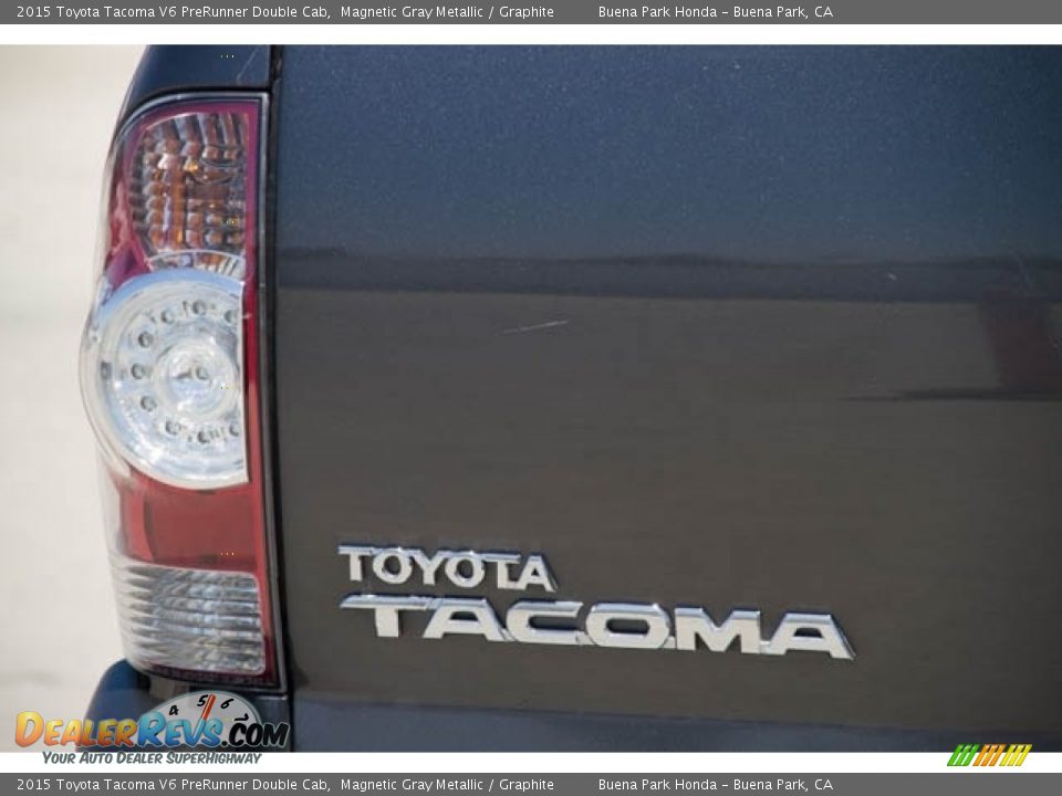 2015 Toyota Tacoma V6 PreRunner Double Cab Magnetic Gray Metallic / Graphite Photo #11