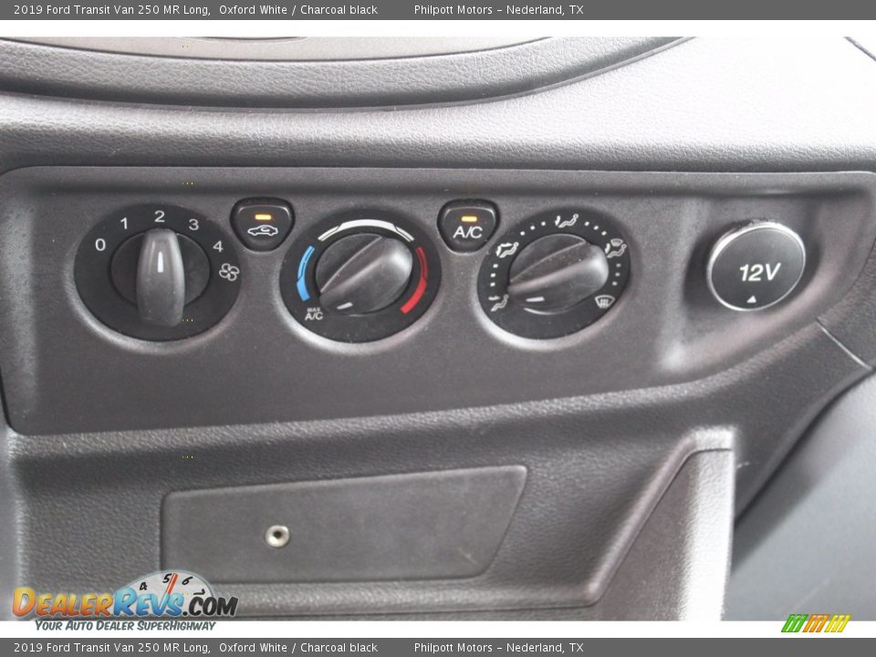 2019 Ford Transit Van 250 MR Long Oxford White / Charcoal black Photo #20