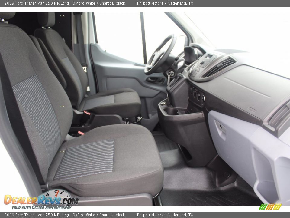 2019 Ford Transit Van 250 MR Long Oxford White / Charcoal black Photo #30
