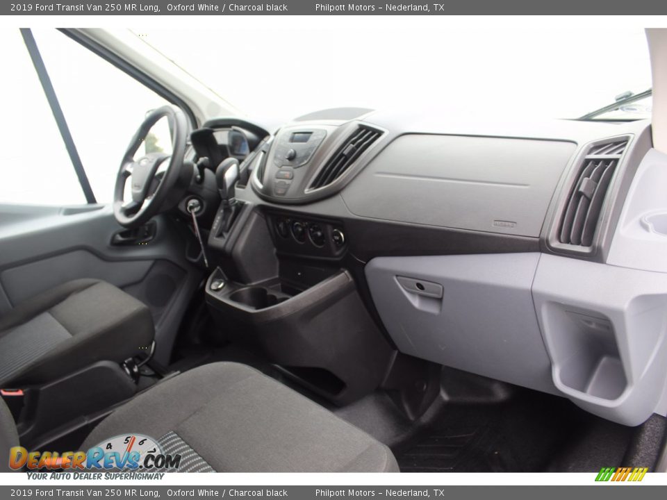 2019 Ford Transit Van 250 MR Long Oxford White / Charcoal black Photo #31