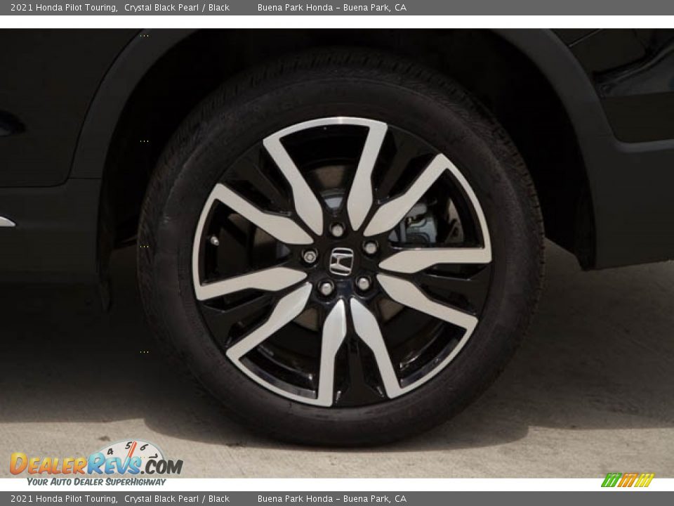 2021 Honda Pilot Touring Wheel Photo #11