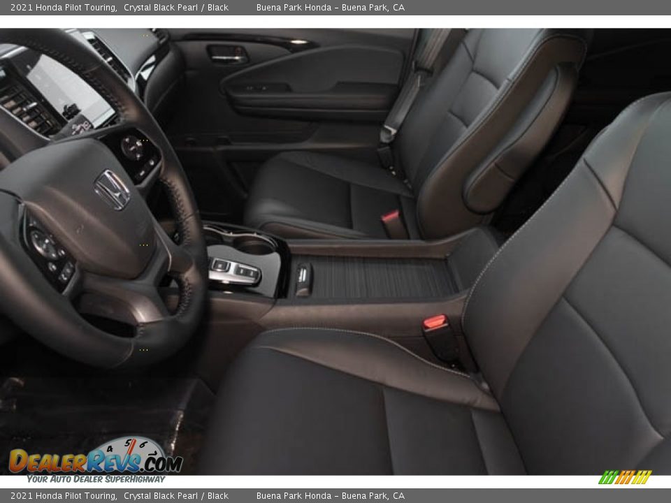 Front Seat of 2021 Honda Pilot Touring Photo #14