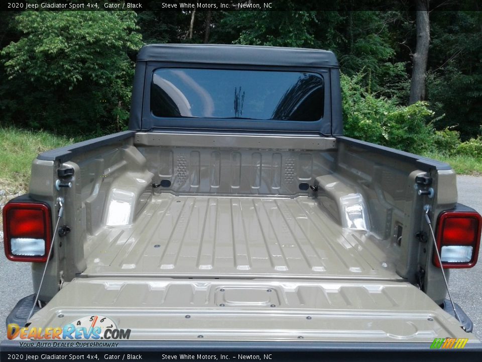 2020 Jeep Gladiator Sport 4x4 Gator / Black Photo #8