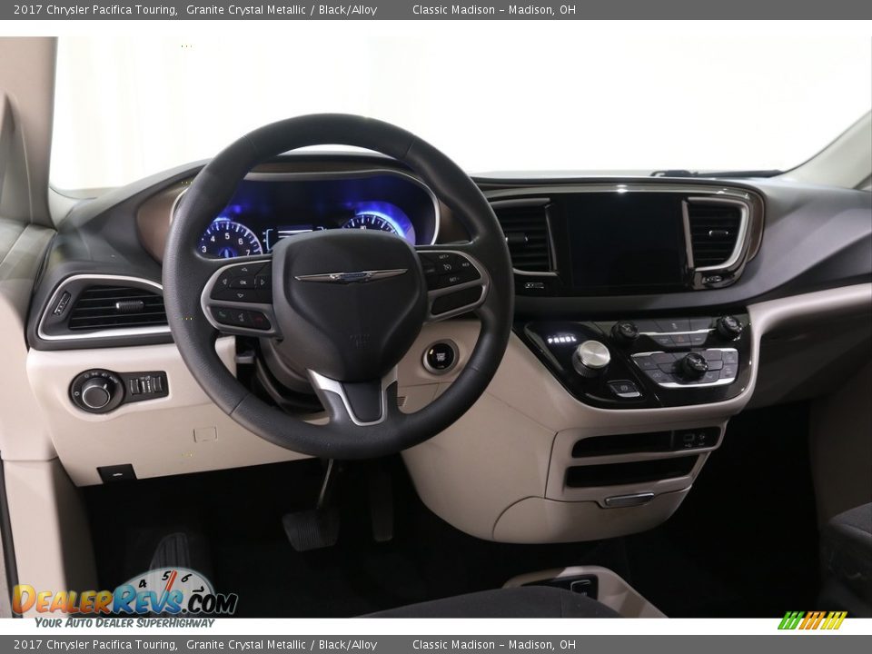 2017 Chrysler Pacifica Touring Granite Crystal Metallic / Black/Alloy Photo #6