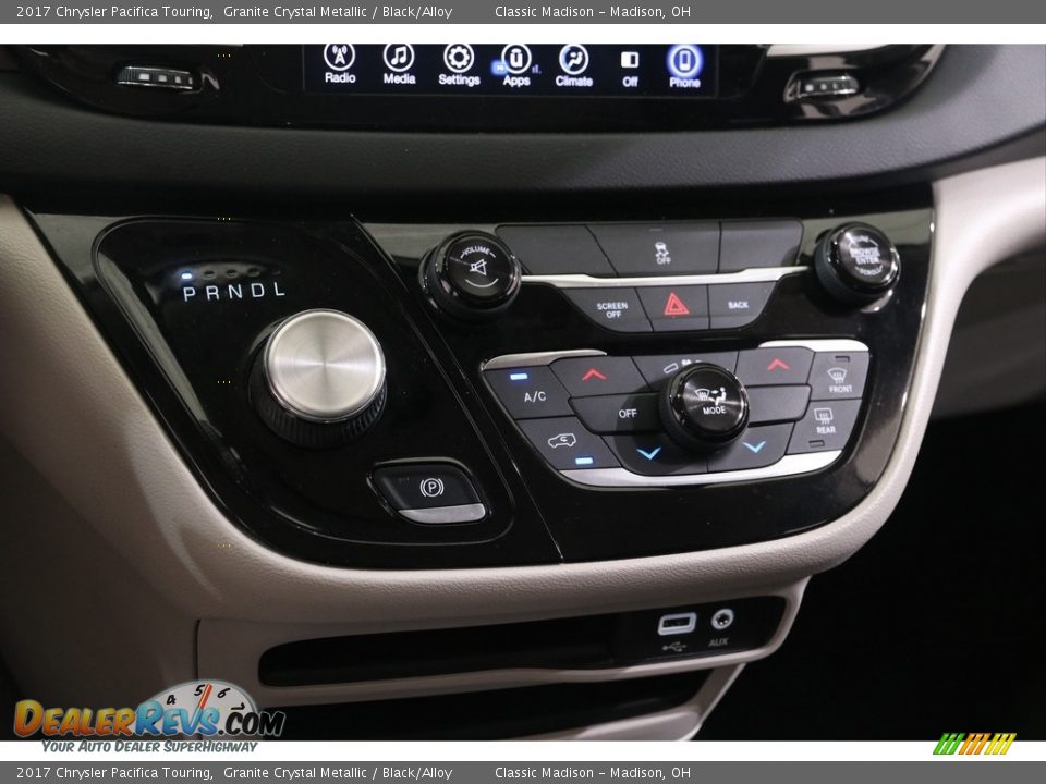 2017 Chrysler Pacifica Touring Granite Crystal Metallic / Black/Alloy Photo #15