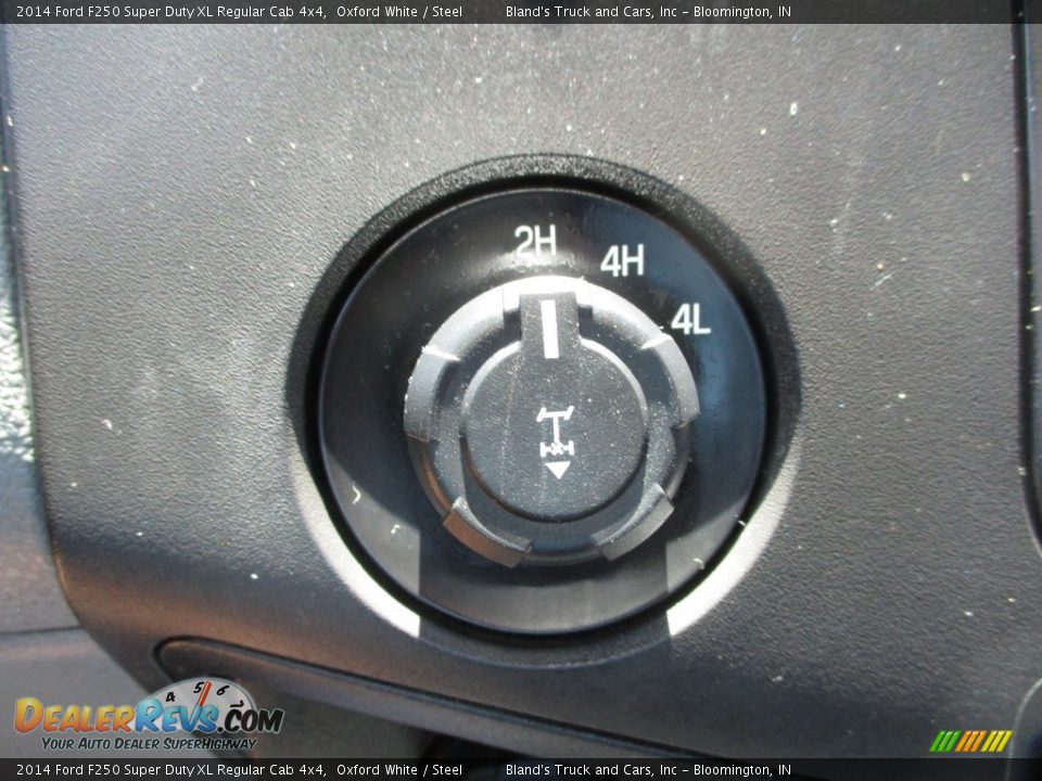 2014 Ford F250 Super Duty XL Regular Cab 4x4 Oxford White / Steel Photo #15