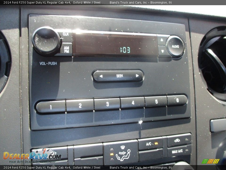 2014 Ford F250 Super Duty XL Regular Cab 4x4 Oxford White / Steel Photo #16