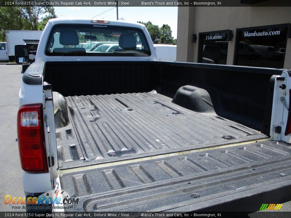 2014 Ford F250 Super Duty XL Regular Cab 4x4 Oxford White / Steel Photo #29