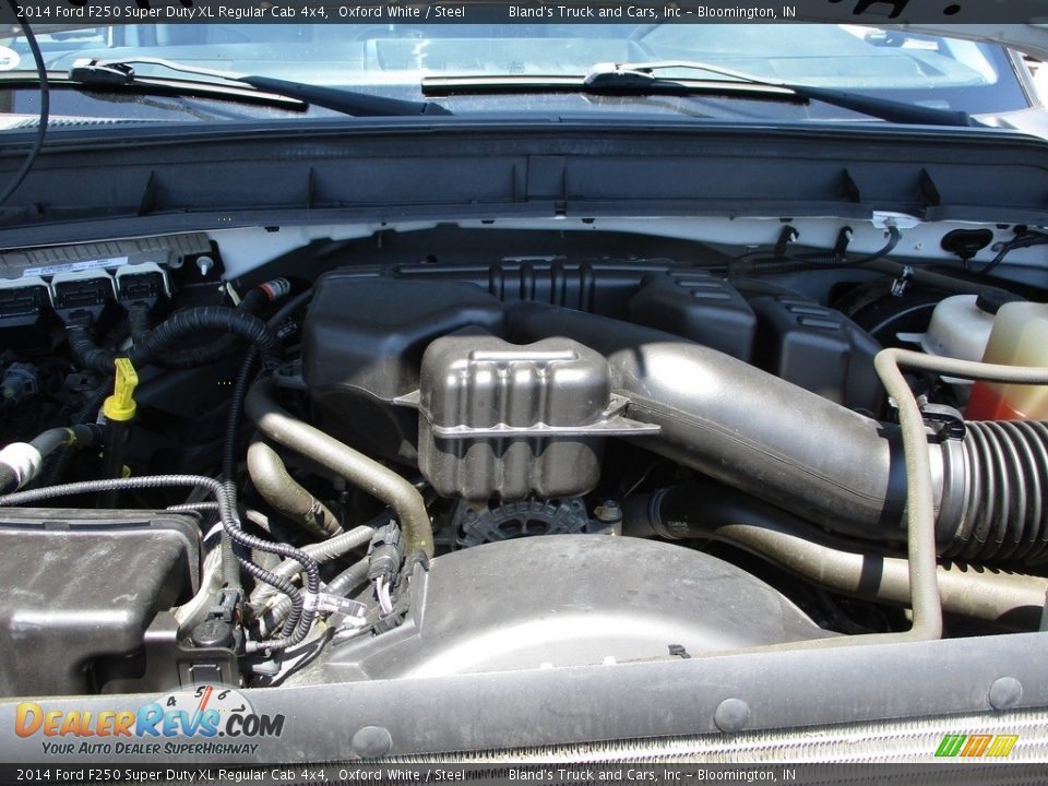 2014 Ford F250 Super Duty XL Regular Cab 4x4 Oxford White / Steel Photo #30