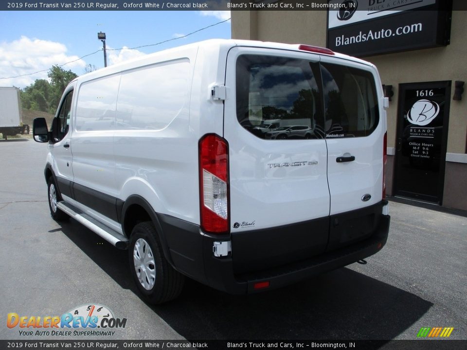 2019 Ford Transit Van 250 LR Regular Oxford White / Charcoal black Photo #3