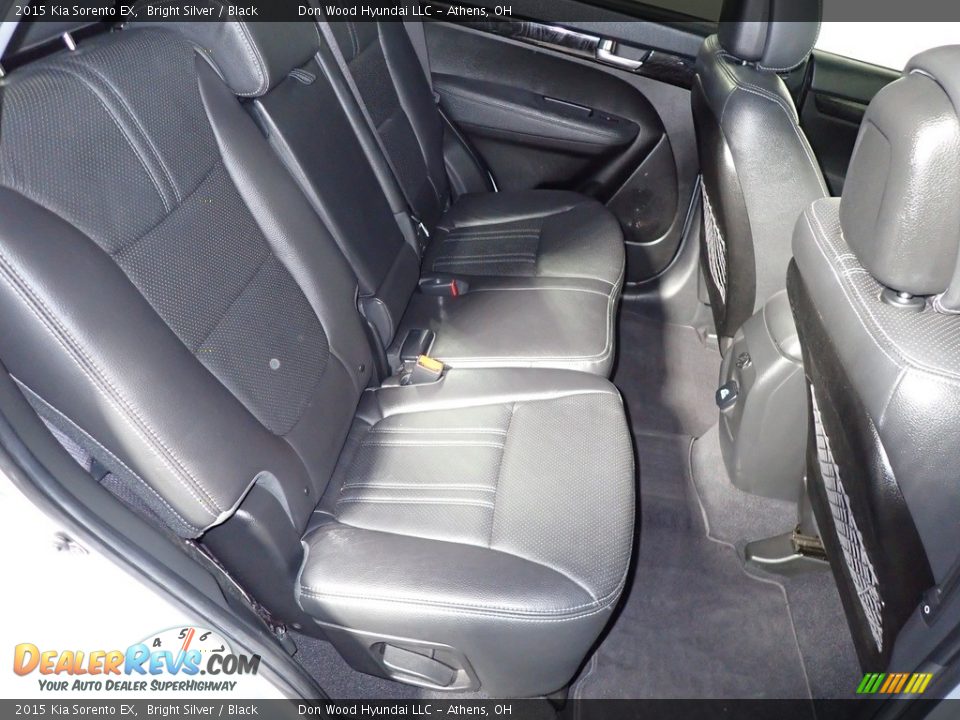 Rear Seat of 2015 Kia Sorento EX Photo #25