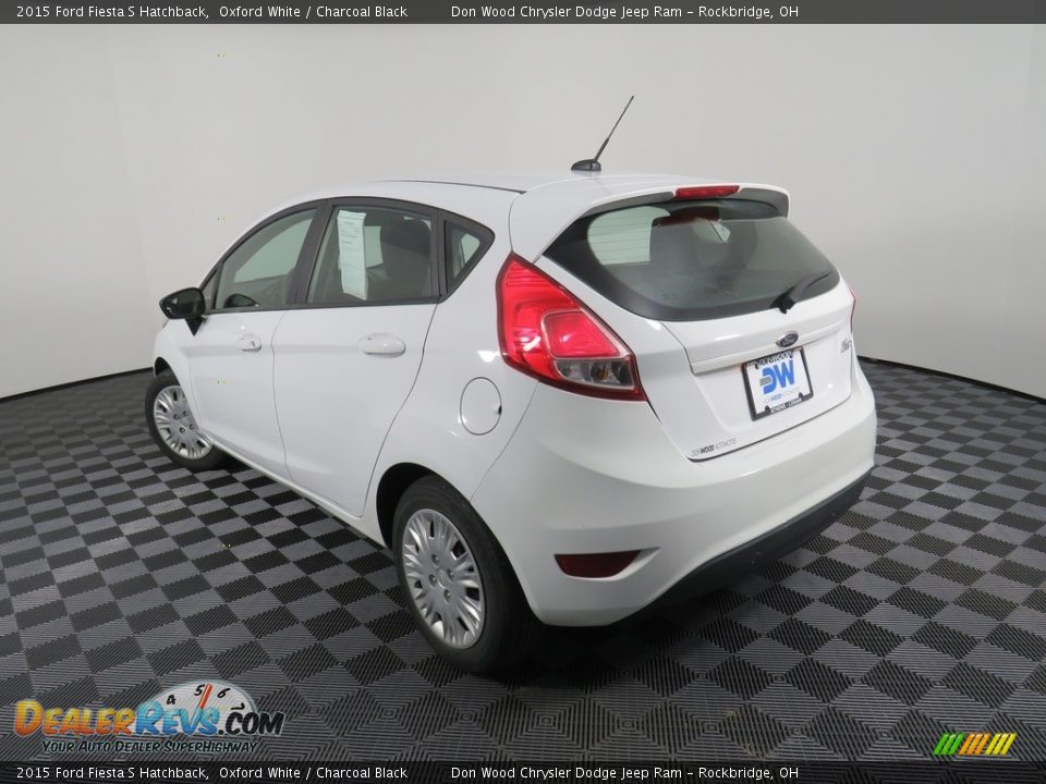 2015 Ford Fiesta S Hatchback Oxford White / Charcoal Black Photo #10