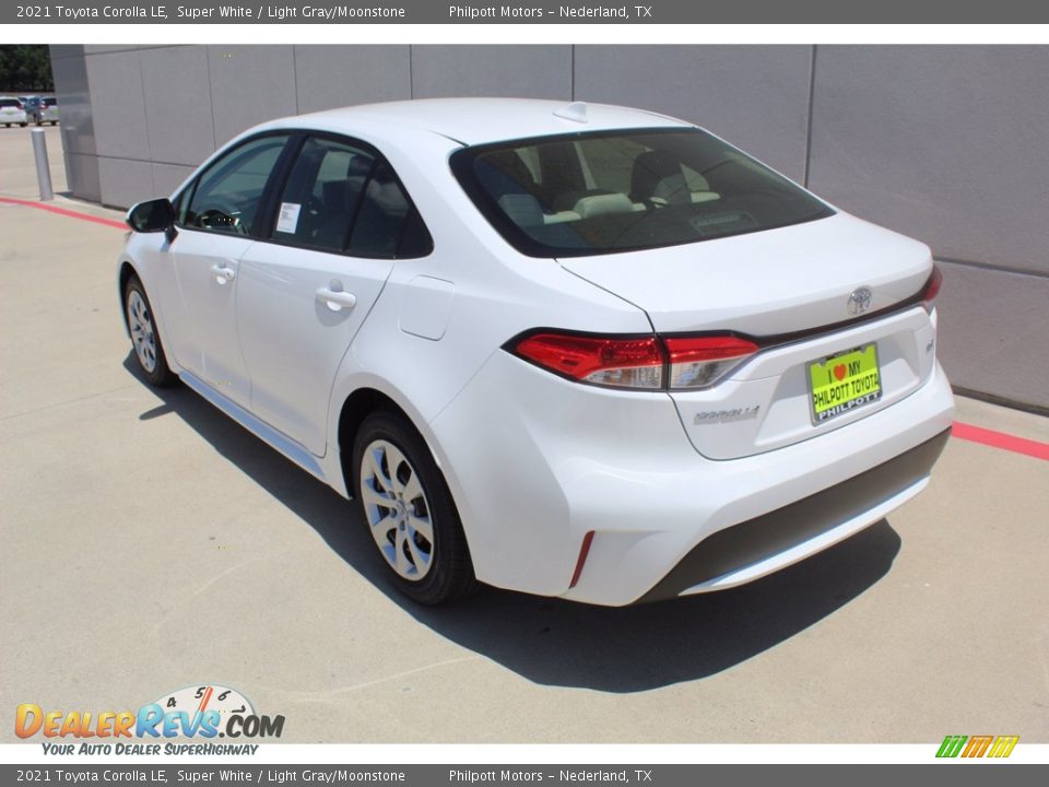 2021 Toyota Corolla LE Super White / Light Gray/Moonstone Photo #6
