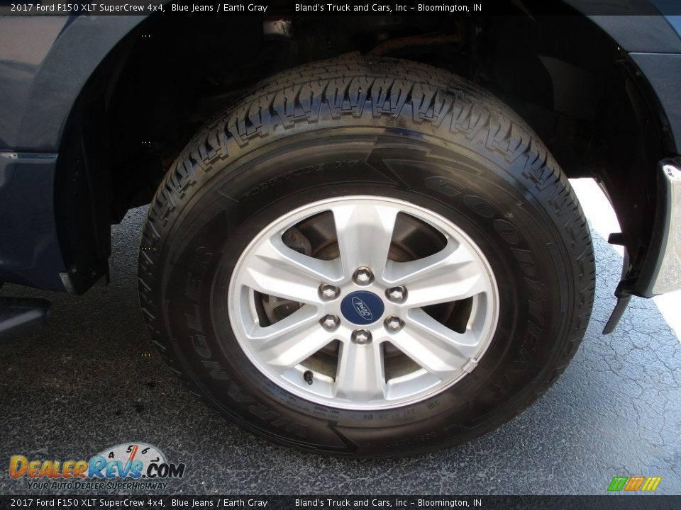 2017 Ford F150 XLT SuperCrew 4x4 Blue Jeans / Earth Gray Photo #35