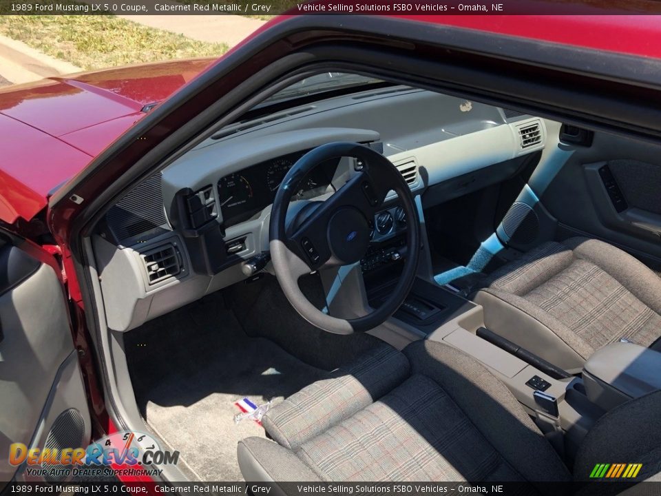 1989 Ford Mustang LX 5.0 Coupe Cabernet Red Metallic / Grey Photo #7