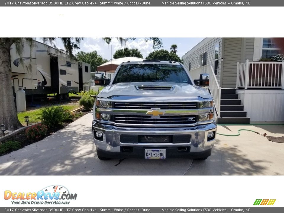 2017 Chevrolet Silverado 3500HD LTZ Crew Cab 4x4 Summit White / Cocoa/­Dune Photo #4