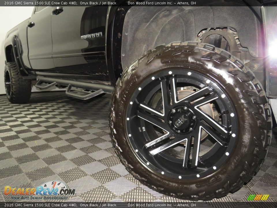 2016 GMC Sierra 1500 SLE Crew Cab 4WD Onyx Black / Jet Black Photo #3