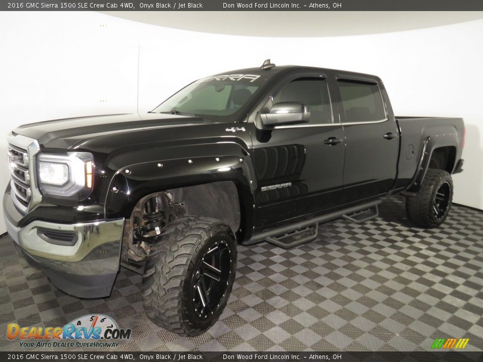 2016 GMC Sierra 1500 SLE Crew Cab 4WD Onyx Black / Jet Black Photo #7