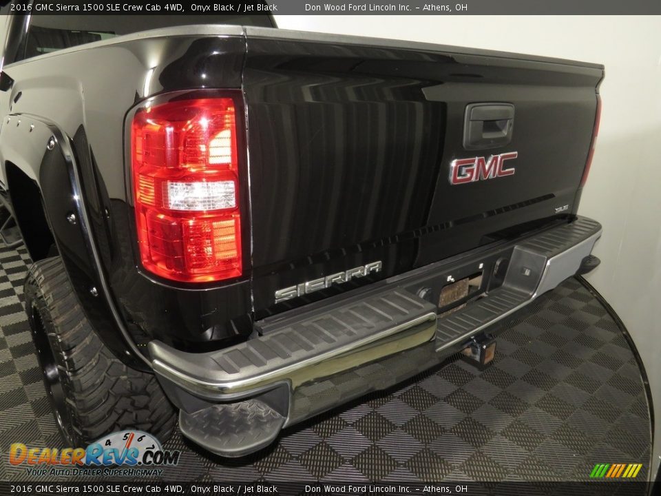 2016 GMC Sierra 1500 SLE Crew Cab 4WD Onyx Black / Jet Black Photo #11
