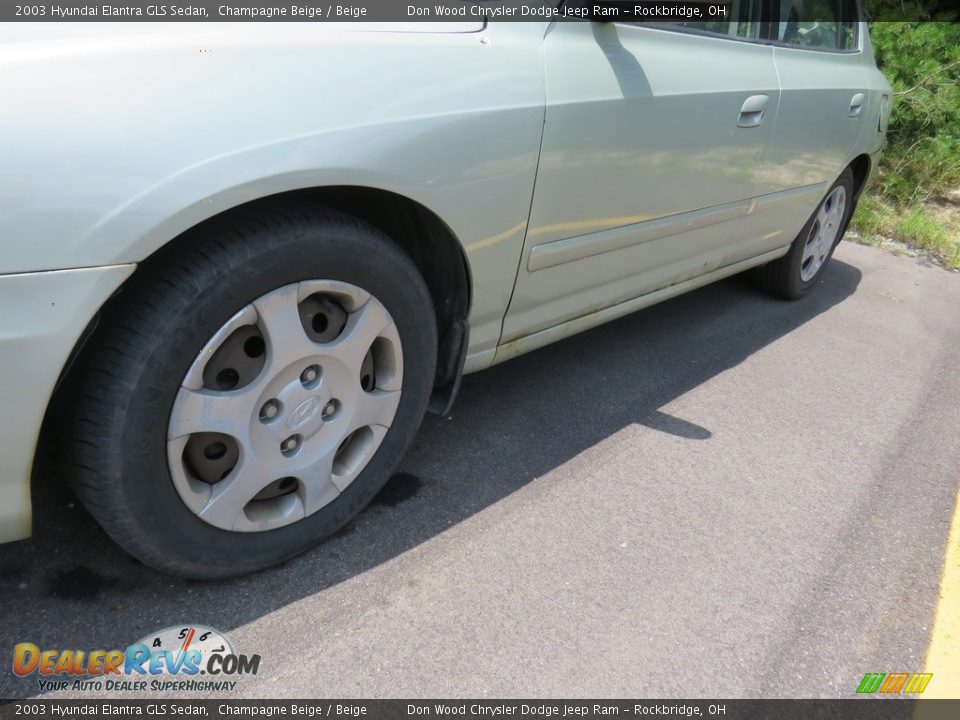 2003 Hyundai Elantra GLS Sedan Champagne Beige / Beige Photo #6