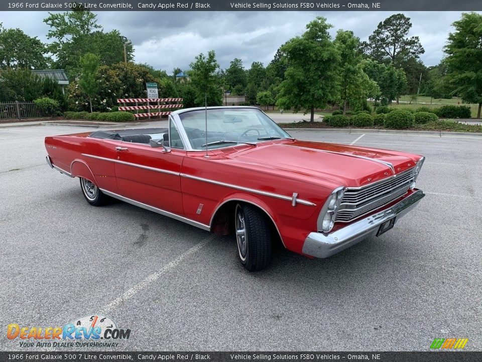 1966 Ford Galaxie 500 7 Litre Convertible Candy Apple Red / Black Photo #16