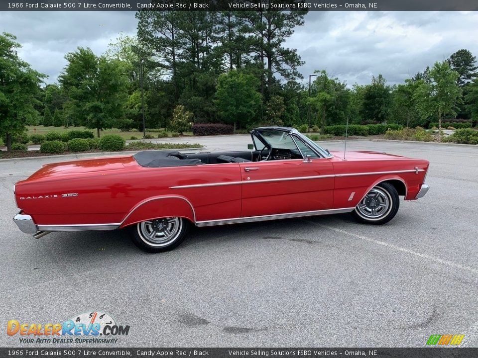 1966 Ford Galaxie 500 7 Litre Convertible Candy Apple Red / Black Photo #18