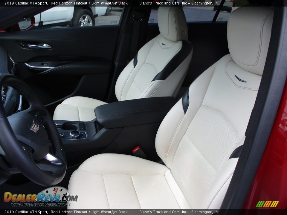 Light Wheat/Jet Black Interior - 2019 Cadillac XT4 Sport Photo #7