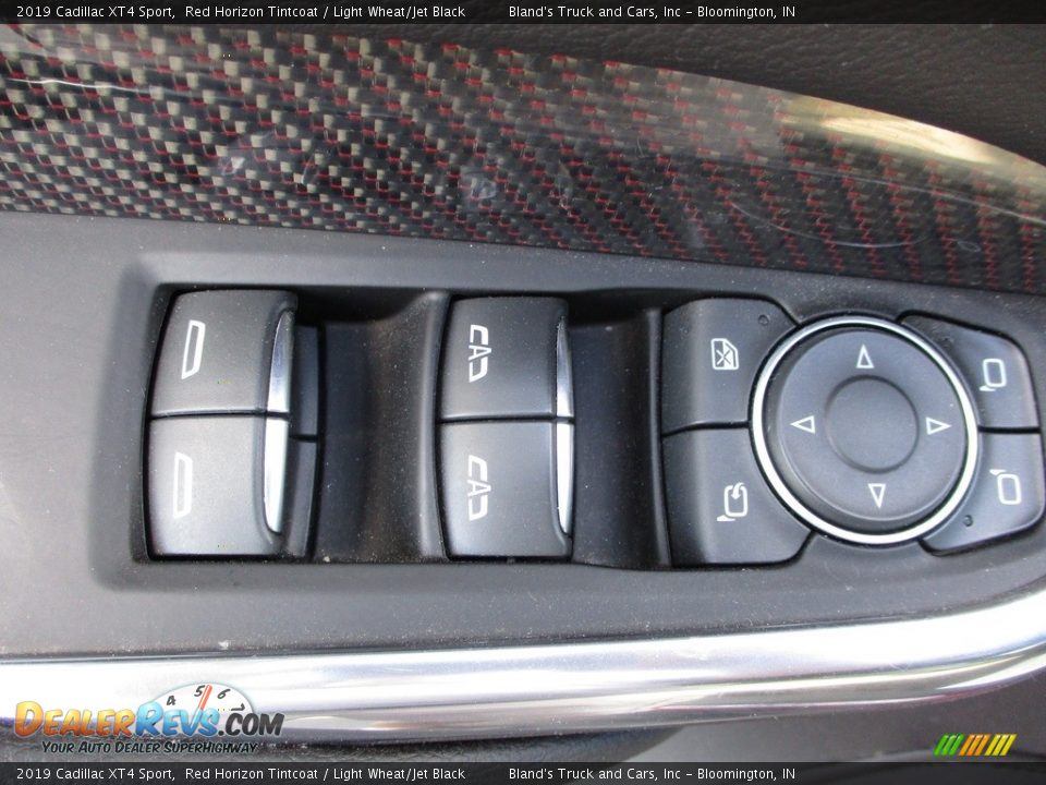 Controls of 2019 Cadillac XT4 Sport Photo #12