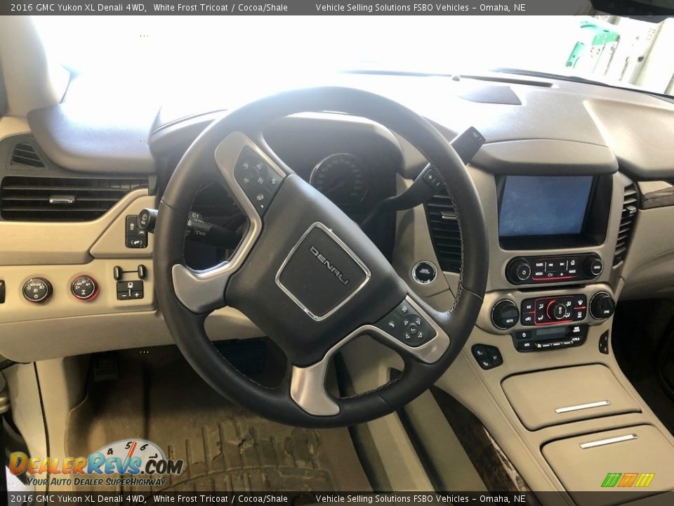 2016 GMC Yukon XL Denali 4WD White Frost Tricoat / Cocoa/Shale Photo #3