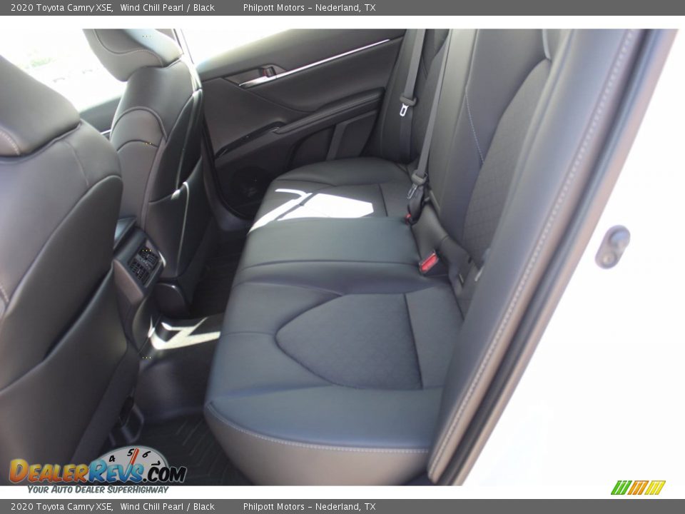 2020 Toyota Camry XSE Wind Chill Pearl / Black Photo #19