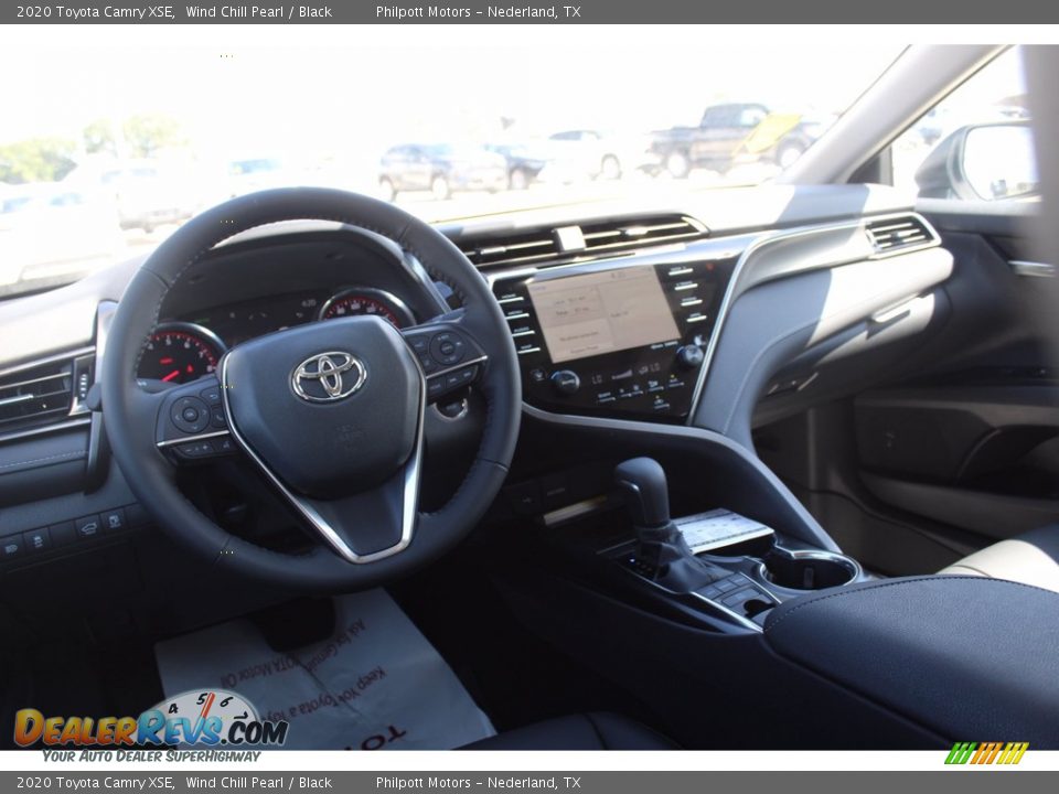 2020 Toyota Camry XSE Wind Chill Pearl / Black Photo #20