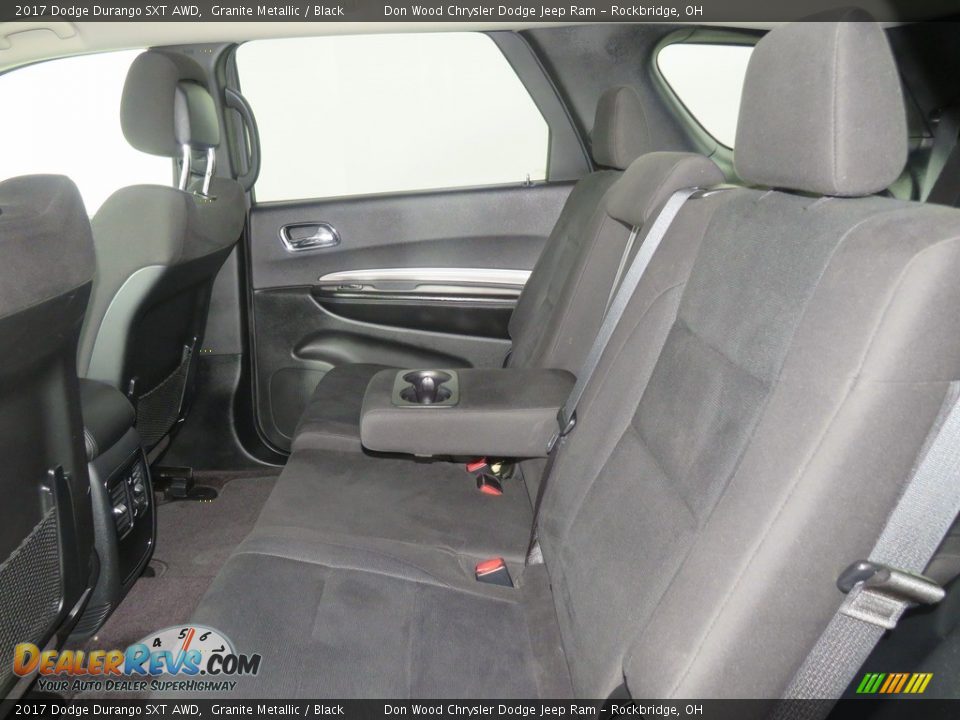 2017 Dodge Durango SXT AWD Granite Metallic / Black Photo #31