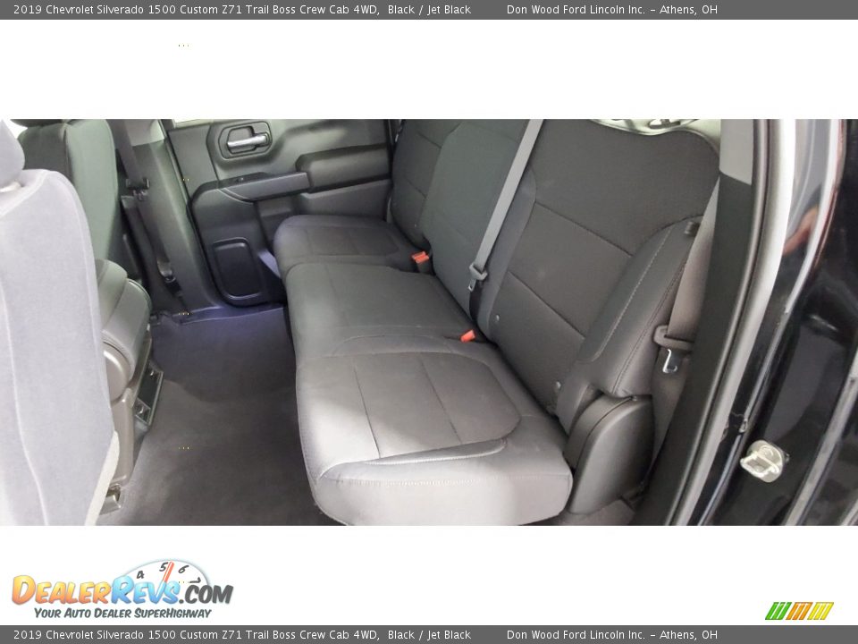 2019 Chevrolet Silverado 1500 Custom Z71 Trail Boss Crew Cab 4WD Black / Jet Black Photo #17