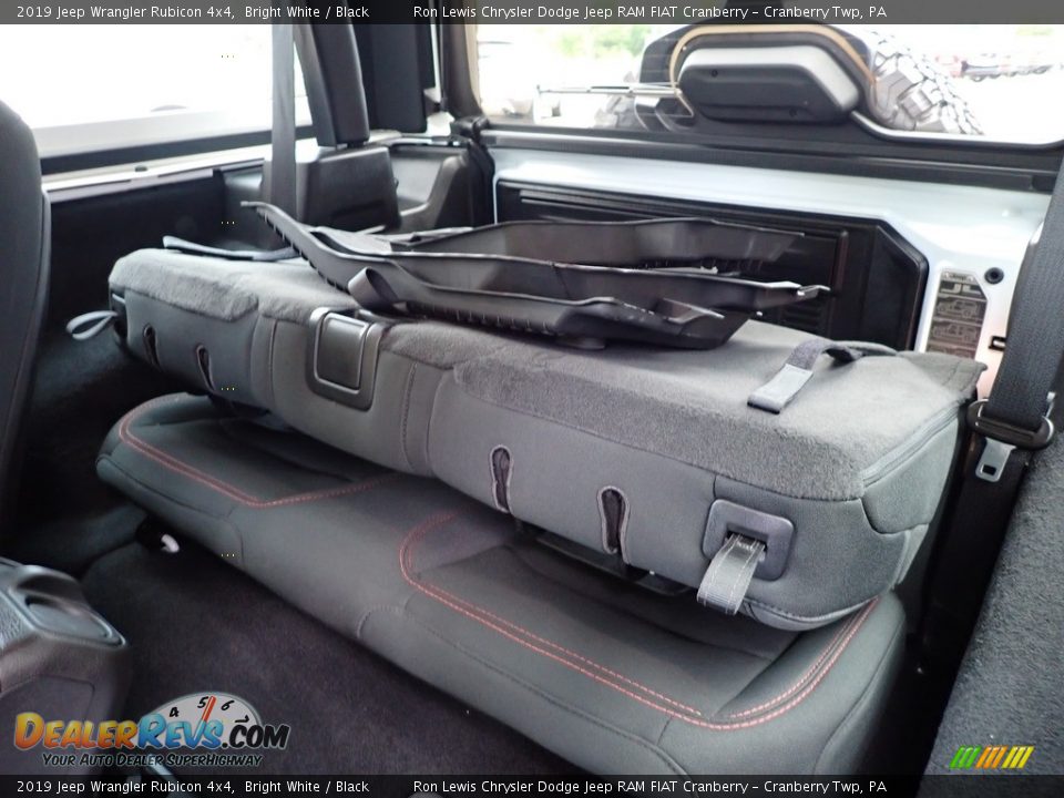 2019 Jeep Wrangler Rubicon 4x4 Bright White / Black Photo #13
