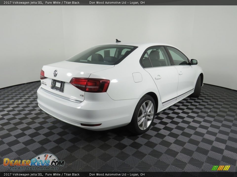 2017 Volkswagen Jetta SEL Pure White / Titan Black Photo #17