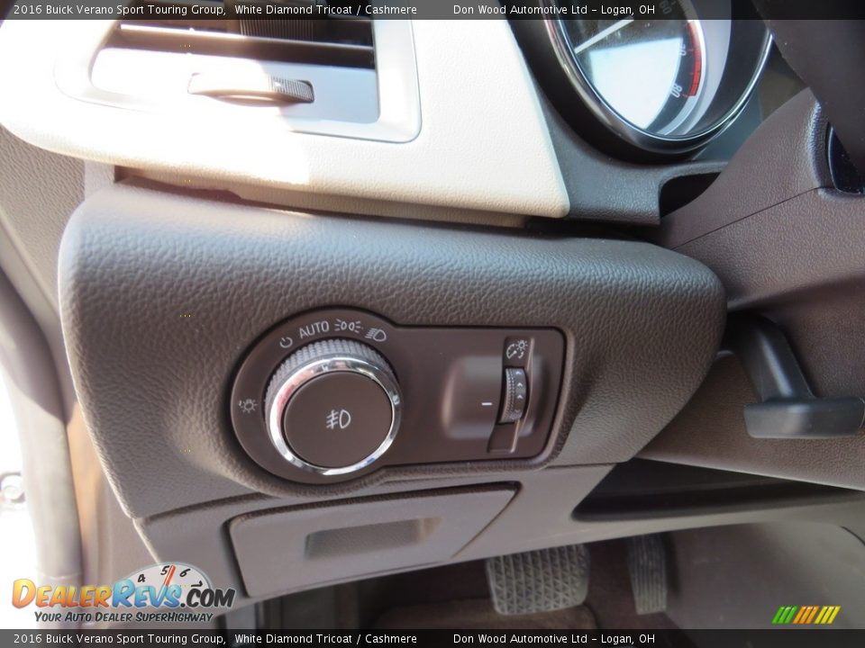 Controls of 2016 Buick Verano Sport Touring Group Photo #22