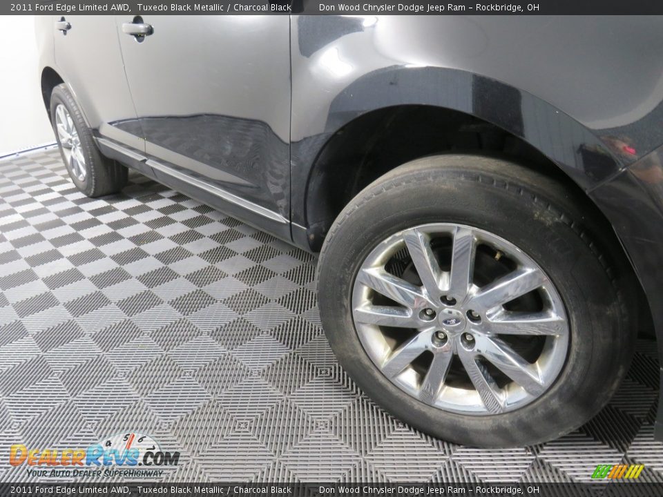 2011 Ford Edge Limited AWD Tuxedo Black Metallic / Charcoal Black Photo #3