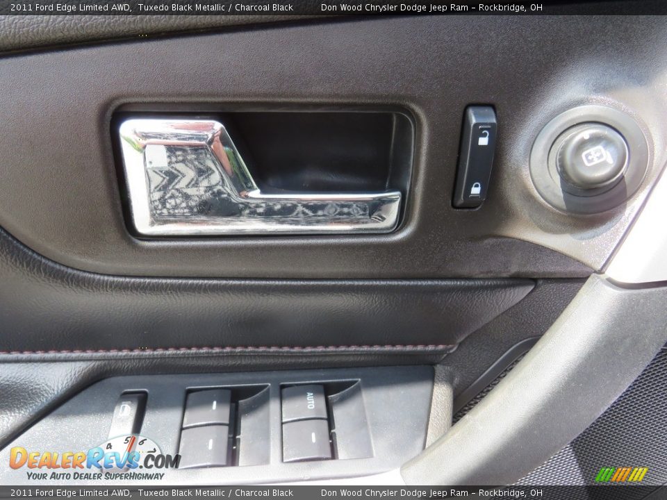 2011 Ford Edge Limited AWD Tuxedo Black Metallic / Charcoal Black Photo #17