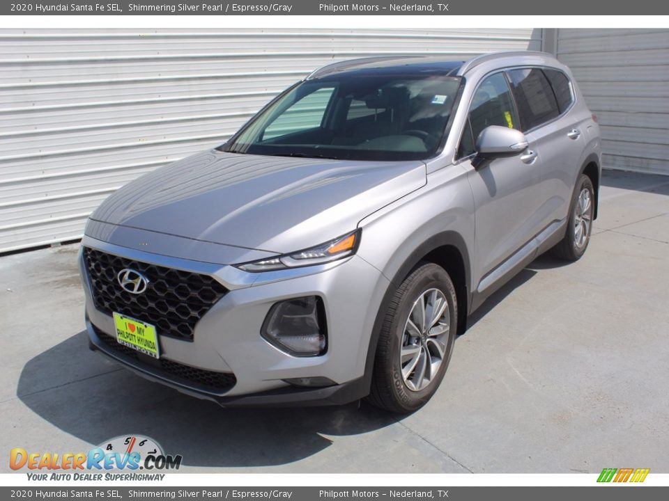 Front 3/4 View of 2020 Hyundai Santa Fe SEL Photo #4