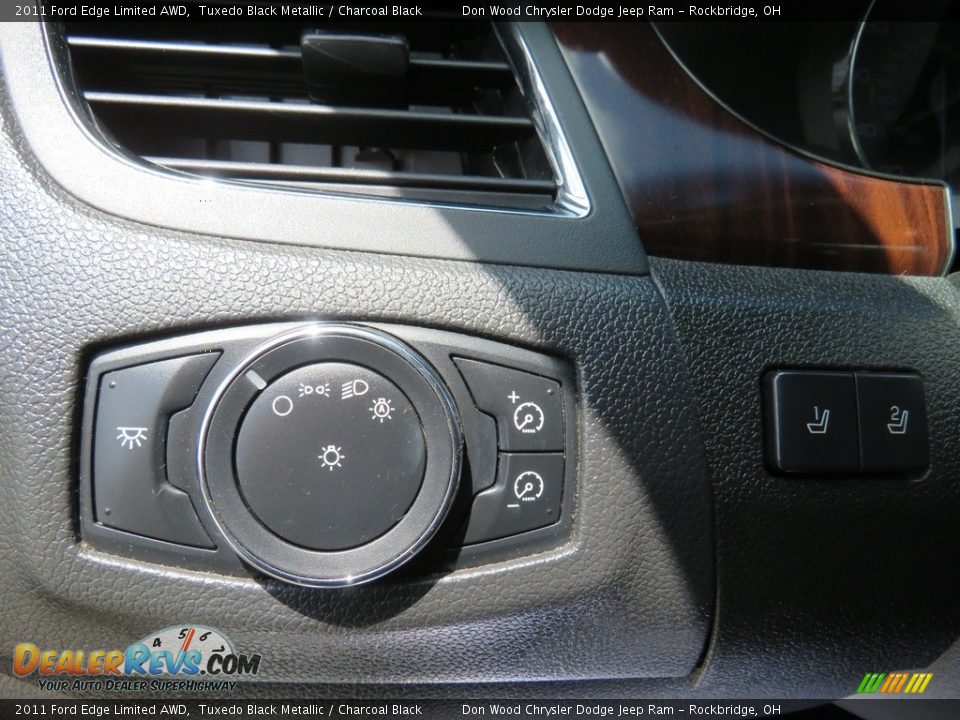 2011 Ford Edge Limited AWD Tuxedo Black Metallic / Charcoal Black Photo #18