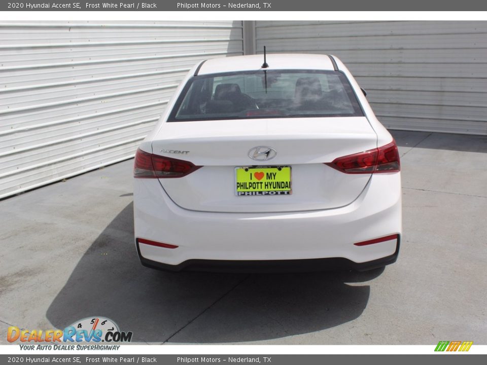 2020 Hyundai Accent SE Frost White Pearl / Black Photo #7