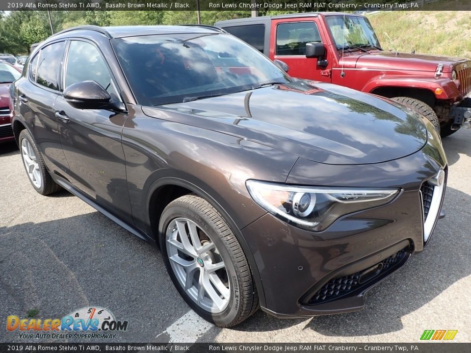 2019 Alfa Romeo Stelvio Ti AWD Basalto Brown Metallic / Black Photo #2