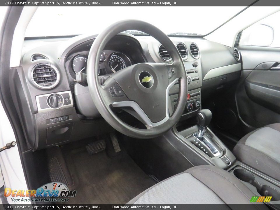 Dashboard of 2012 Chevrolet Captiva Sport LS Photo #28